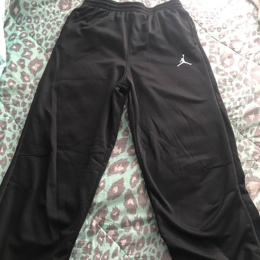 NWOT Jordan Therma-fit Sweatpants